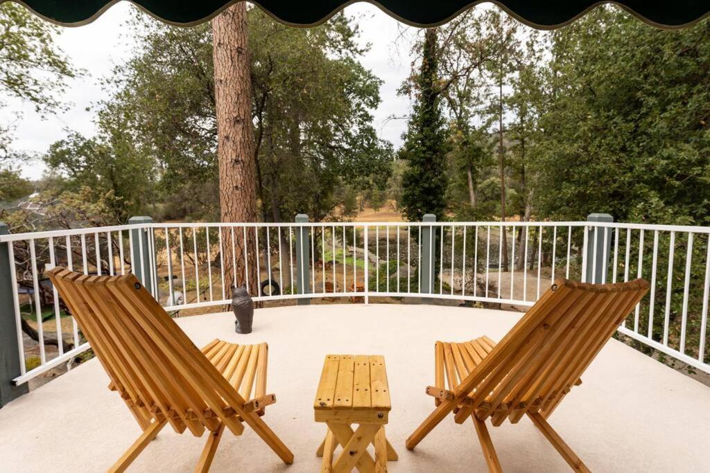 New Yosemite Family Retreat With Pond & Game Room! Coarsegold Exteriör bild